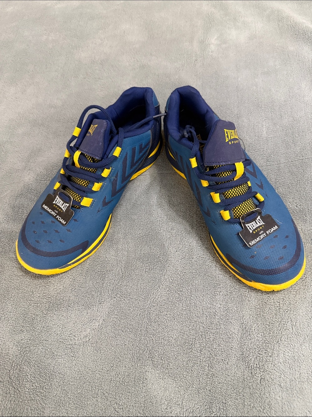 Everlast Men's Blue and Yellow Training Sneakers